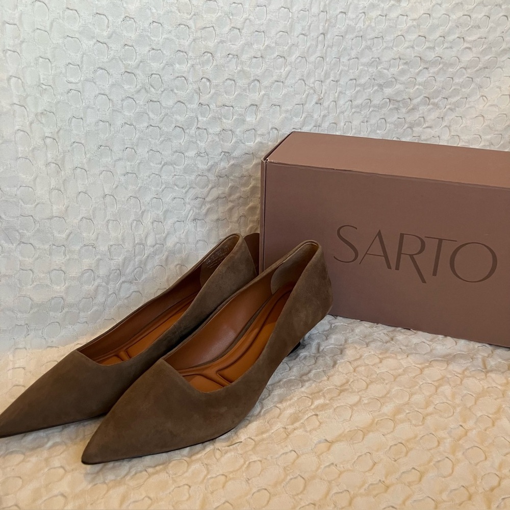 NIB Sarto Diva Kitten Heels Brown Suede 6.5